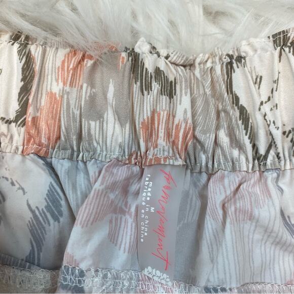 Free People Movement Women's In the Wild Printed Shorts Ivory Combo Size M NWT - Picture 8 of 13